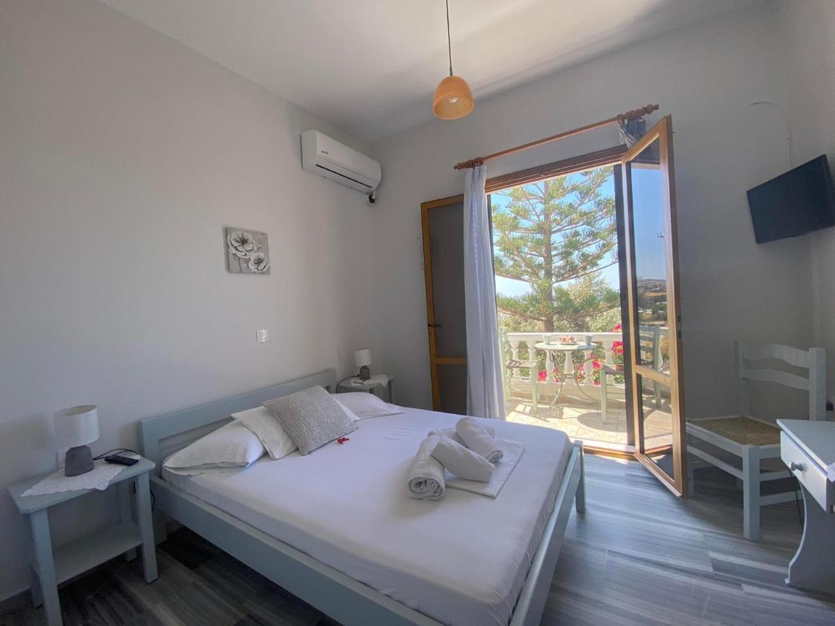 Stelios Zalonis Apartments Tinos ภายนอก รูปภาพ