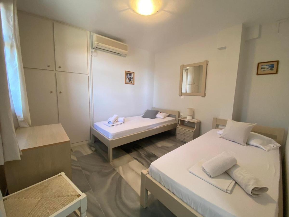 Stelios Zalonis Apartments Tinos ภายนอก รูปภาพ