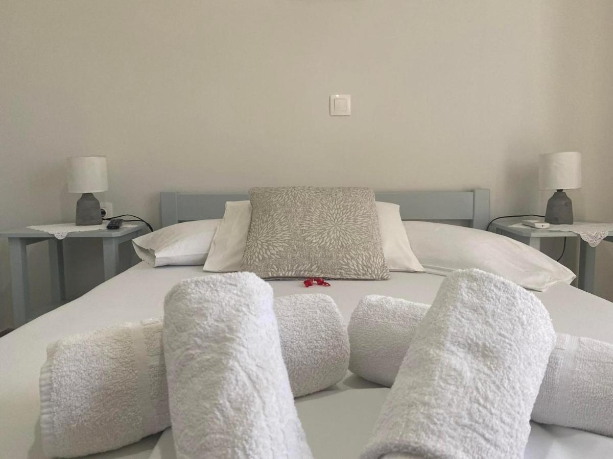 Stelios Zalonis Apartments Tinos ภายนอก รูปภาพ