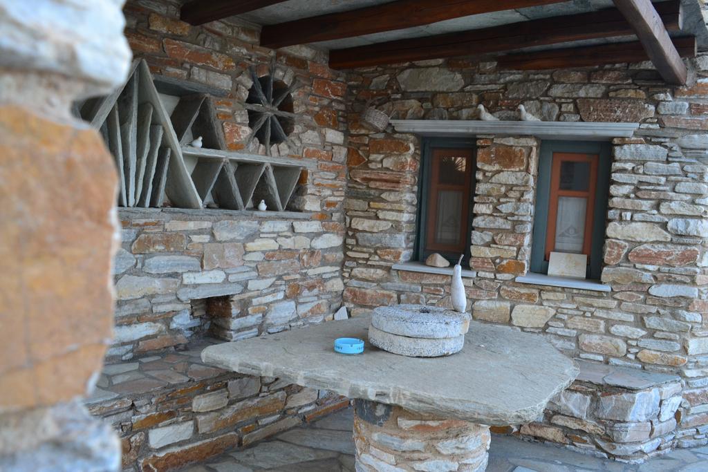Stelios Zalonis Apartments Tinos ภายนอก รูปภาพ