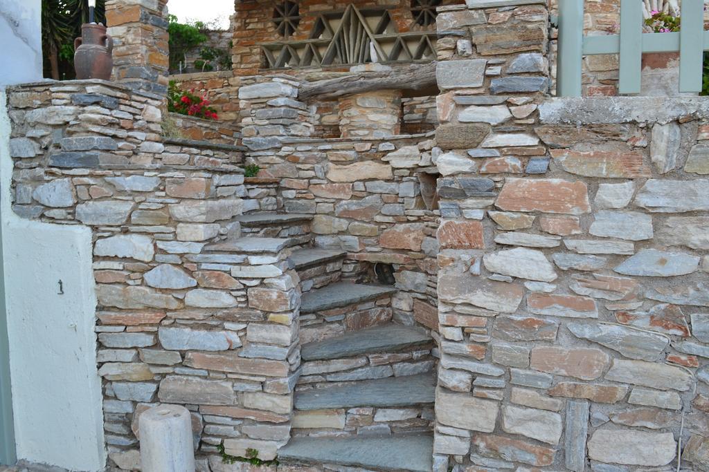 Stelios Zalonis Apartments Tinos ภายนอก รูปภาพ