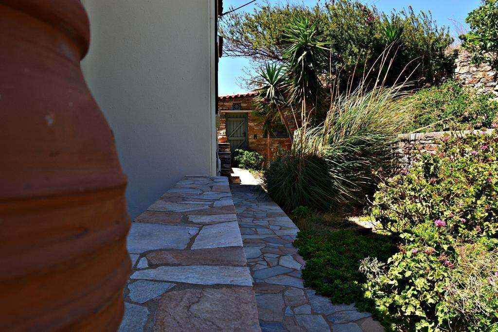 Stelios Zalonis Apartments Tinos ภายนอก รูปภาพ